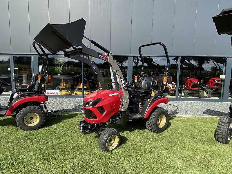 Yanmar SA 221 mit MX Frontlader C 1