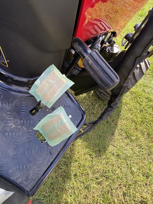 Yanmar SA 221 mit MX Frontlader C 1