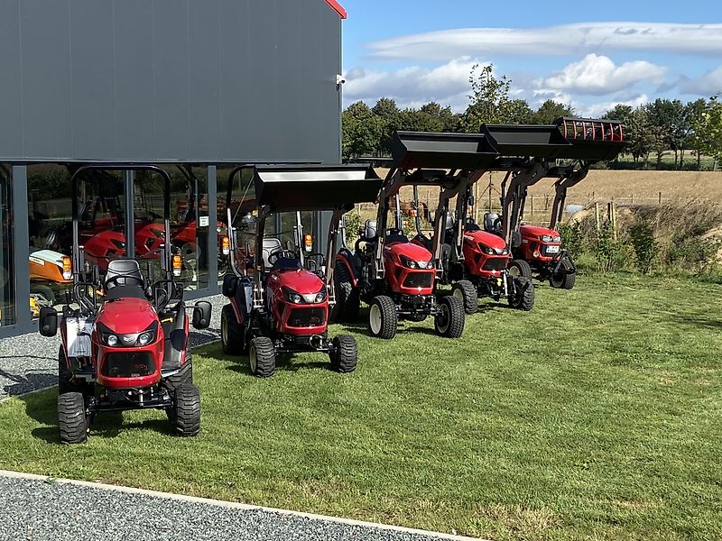 Yanmar SA 221 mit MX Frontlader C 1