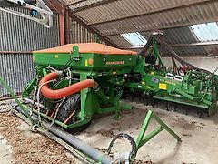 Amazone KG 4001-2 and Avant Profi 4m