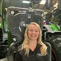 Contact Ms. Emmely Birkballe